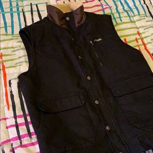 Mountain Khaki Sherpa-lined vest men's small